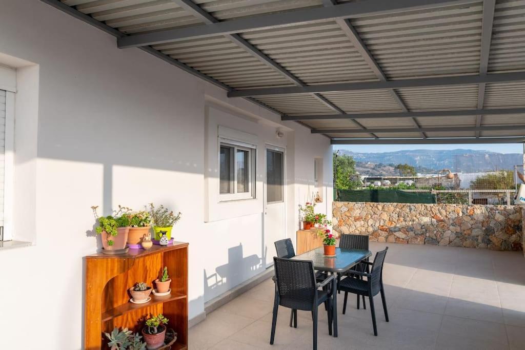 Zografia - Charming House Near The Coast Appartement Marmari  Buitenkant foto
